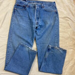 Levi Strauss 501 Button Fly Denim Jeans in indigo 38" x 34" Relaxed fit.
